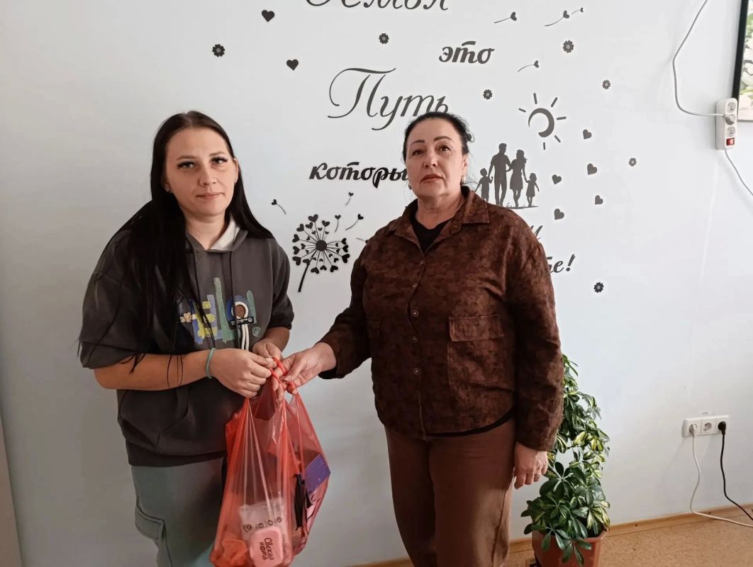 В Шахтерском округе провели акцию «Помоги пойти учиться» В Шахтерском округе провели акцию «Помоги пойти учиться»