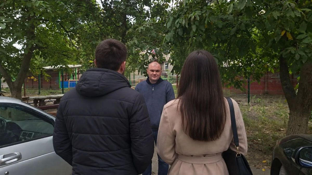 Денис Зубов: Заместитель главы администрации городского округа Иловайск Сергей Александрович Криза провел очередную встречу с жителями городского округа Денис Зубов: Заместитель главы администрации городского округа Иловайск Сергей Александрович Криза провел очередную встречу с жителями городского округа