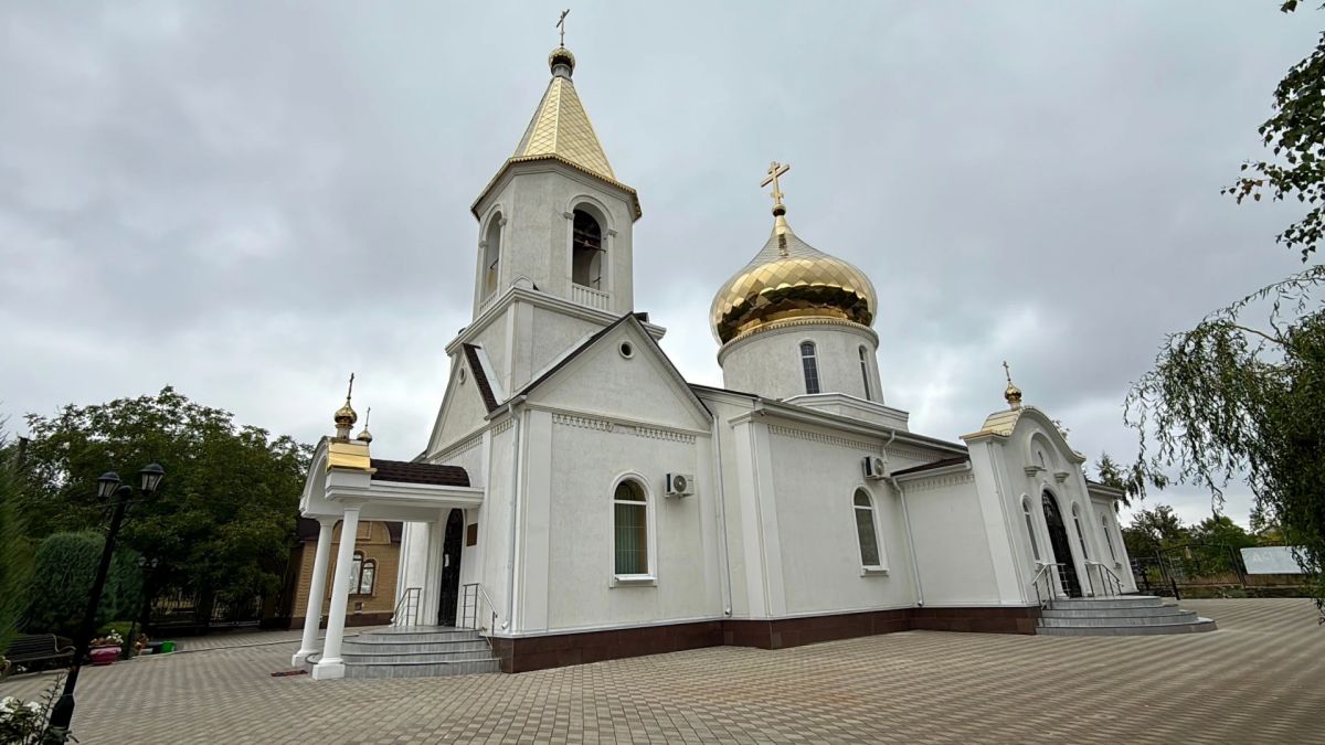 Таисия Чернявская: Волноваха: помощь детям и духовная поддержка Таисия Чернявская: Волноваха: помощь детям и духовная поддержка