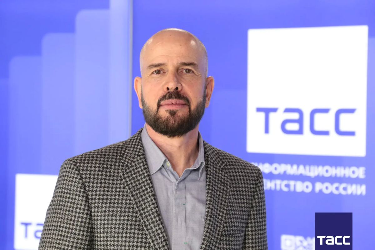 Главное из заявлений, а также фоторепортаж с пресс-конференции в Региональном информационном центре "ТАСС Кавказ", посвященной VII Всероссийскому фестивалю народных художественных промыслов "Заповедный сувенир" в Кисловодске... Главное из заявлений, а также фоторепортаж с пресс-конференции в Региональном информационном центре "ТАСС Кавказ", посвященной VII Всероссийскому фестивалю народных художественных промыслов "Заповедный сувенир" в Кисловодске...