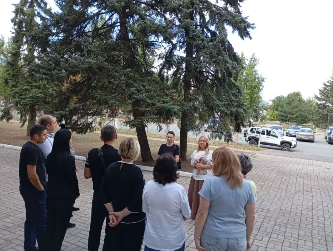 Депутаты Светлана Долинская и Татьяна Райз-Возианова провели встречу с жителями Депутаты Светлана Долинская и Татьяна Райз-Возианова провели встречу с жителями