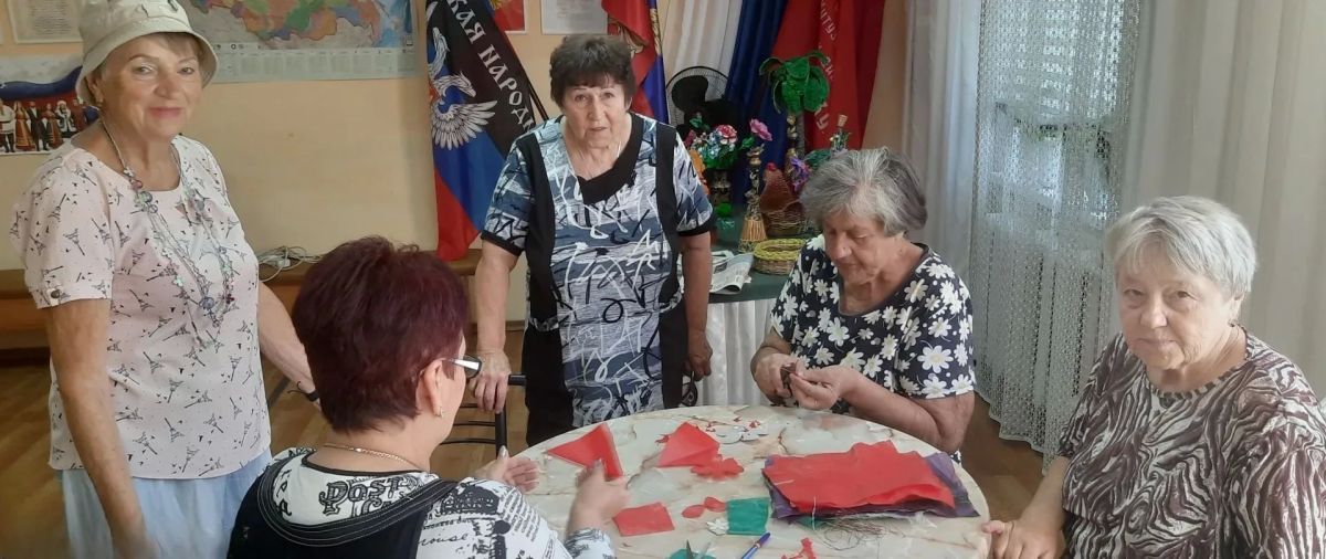 Наталья Бегуненко: В рамках федерального партийного проекта «Зеленая экономика» в Центре социального обслуживания населения Петровского района состоялся мастер-класс «Вторая жизнь ненужным вещам» под руководством мастера...