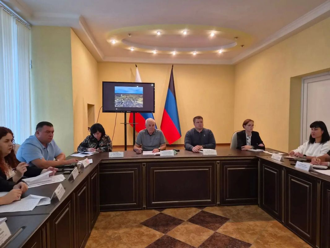 Евгений Поплавский: Провел совещание с руководителем ведомств и силовых структур
