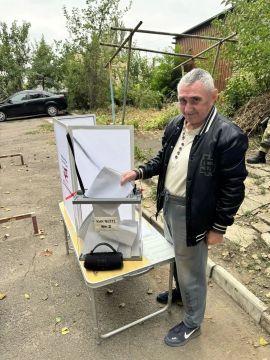 В Ленинском районе продолжается досрочное голосование на выборах депутатов Госдумы РФ 9-го созыва