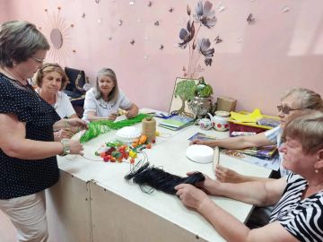 «Университет третьего возраста» в Харцызске: направления работы и возможности для граждан старшего возраста
