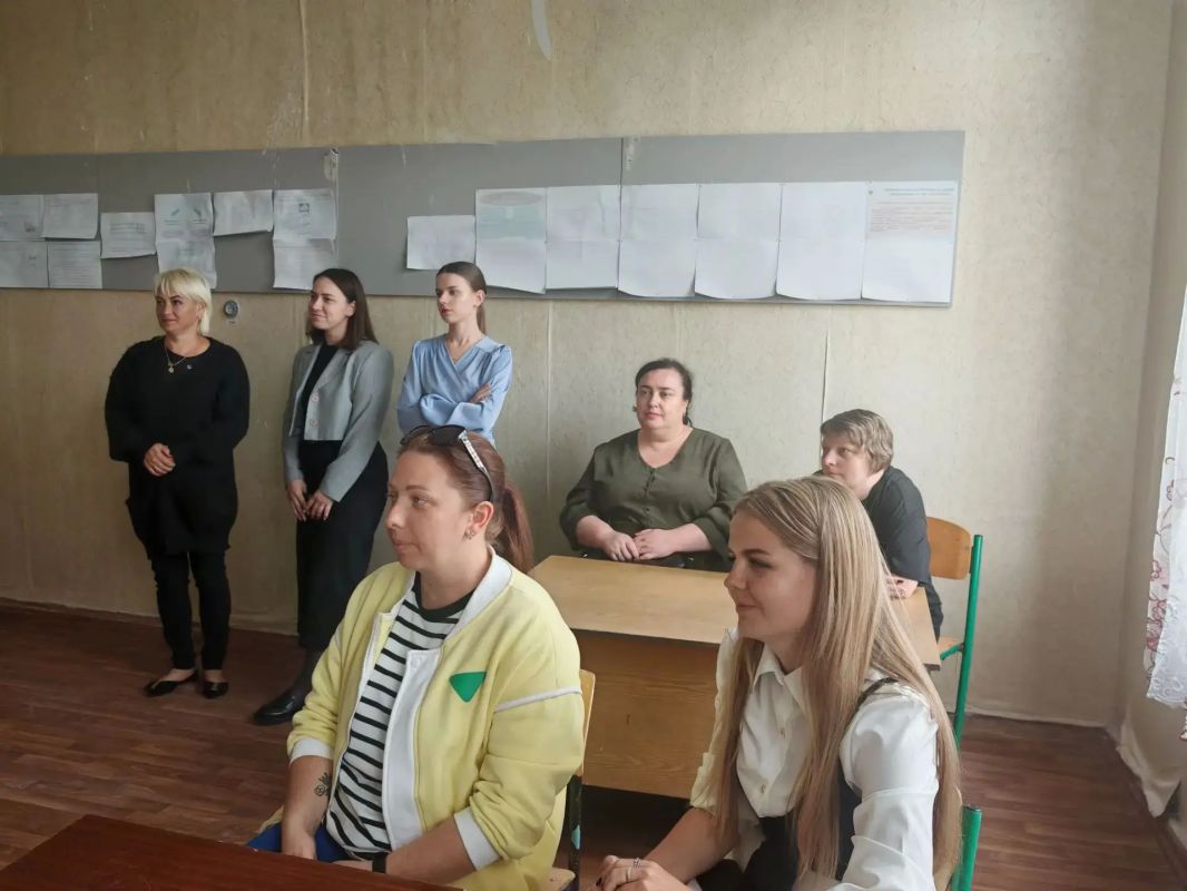 Денис Зубов: Встреча с трудовым коллективом Денис Зубов: Встреча с трудовым коллективом