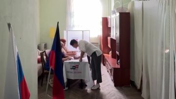 Жители ПВР в Макеевке впервые приняли участие в выборах