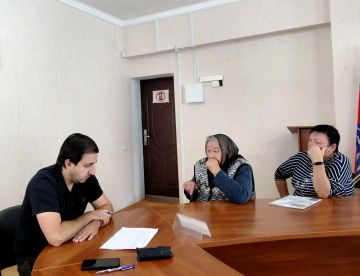 Заместитель главы Шахтерского округа обсудил актуальные вопросы с жителями Ждановки