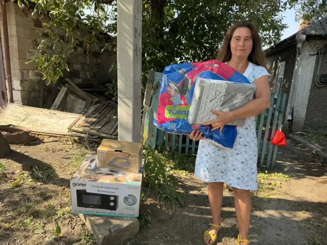 Жители Волновахского округа получили адресную помощь от Нового Уренгоя и Салехарда (ЯНАО) Жители Волновахского округа получили адресную помощь от Нового Уренгоя и Салехарда (ЯНАО)