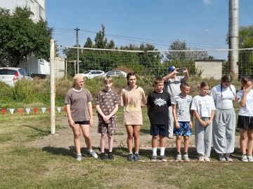 В минувшие выходные в селе Роскошное (г. Луганск) прошёл турнир на Кубок мастера спорта международного класса Людмилы Степановой по лёгкой атлетике ко Дню города Луганска