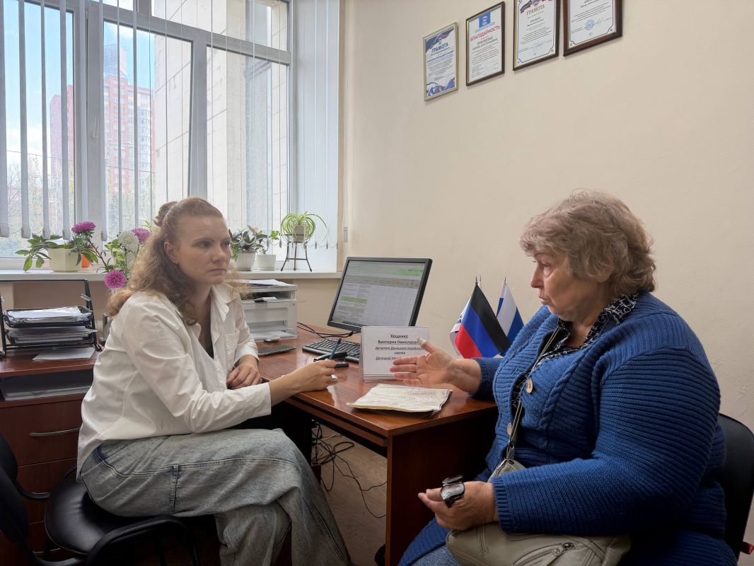 Сегодня, 17 сентября, Виктория Хощенко провела личный приём граждан в общественной приёмной партии Сегодня, 17 сентября, Виктория Хощенко провела личный приём граждан в общественной приёмной партии