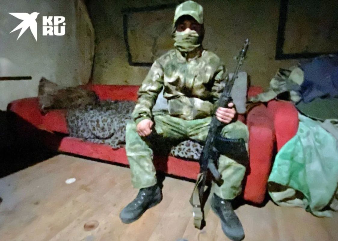 Дмитрий Стешин: Самое удивительное, что я с этим парнем был в группе Бплашников, мы работали весной 2024 года в Марьинке, из белых пятиэтажек-башенок, на окраине Дмитрий Стешин: Самое удивительное, что я с этим парнем был в группе Бплашников, мы работали весной 2024 года в Марьинке, из белых пятиэтажек-башенок, на окраине
