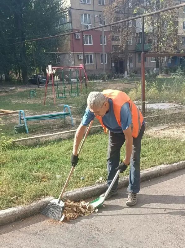 Наталья Бегуненко: В Петровском районе коммунальные предприятия приняли активное участие в акции Чистый четверг Наталья Бегуненко: В Петровском районе коммунальные предприятия приняли активное участие в акции Чистый четверг