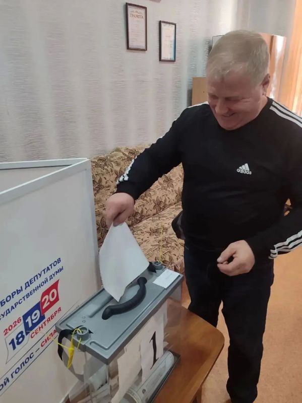 Торезцы продолжают активно голосовать на выборах в Госдуму! Торезцы продолжают активно голосовать на выборах в Госдуму!