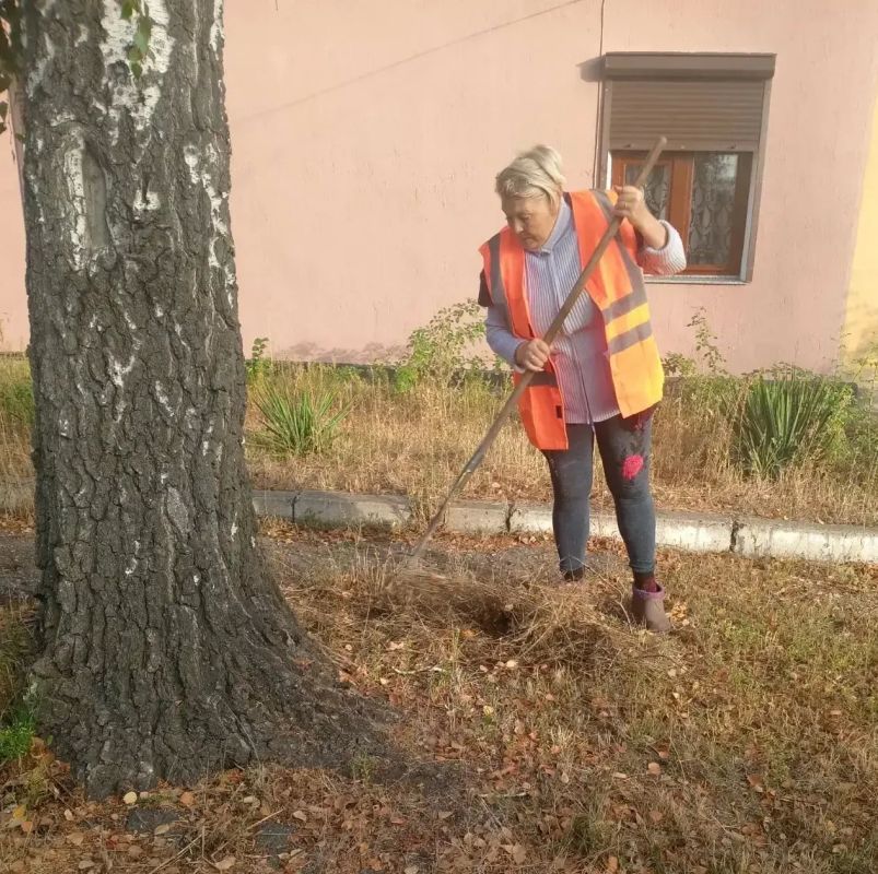 Наталья Бегуненко: В Петровском районе коммунальные предприятия приняли активное участие в акции Чистый четверг Наталья Бегуненко: В Петровском районе коммунальные предприятия приняли активное участие в акции Чистый четверг