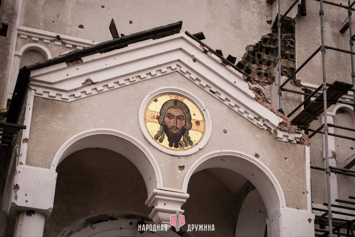 Земля, пропитанная молитвой и болью Земля, пропитанная молитвой и болью