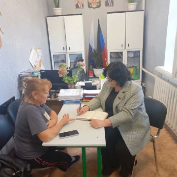Личный приём граждан. Батюкова Наталья Викторовна, депутат Снежнянского городского совета ДНР первого созыва фракции Всероссийской политической партии «Единая Россия» провела приём граждан в теркоме "Миусский"