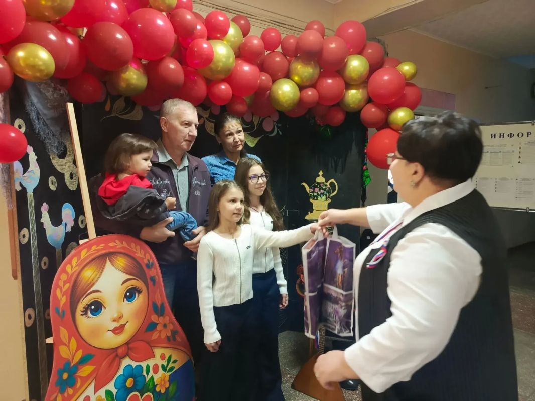 Голосуем всей семьей! . Сегодня особенный день Голосуем всей семьей! . Сегодня особенный день