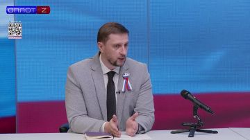 Максимально насыщенно!. Председатель избиркома ДНР Владимир Высоцкий подвел итоги первого дня выборов депутатов Государственной думы