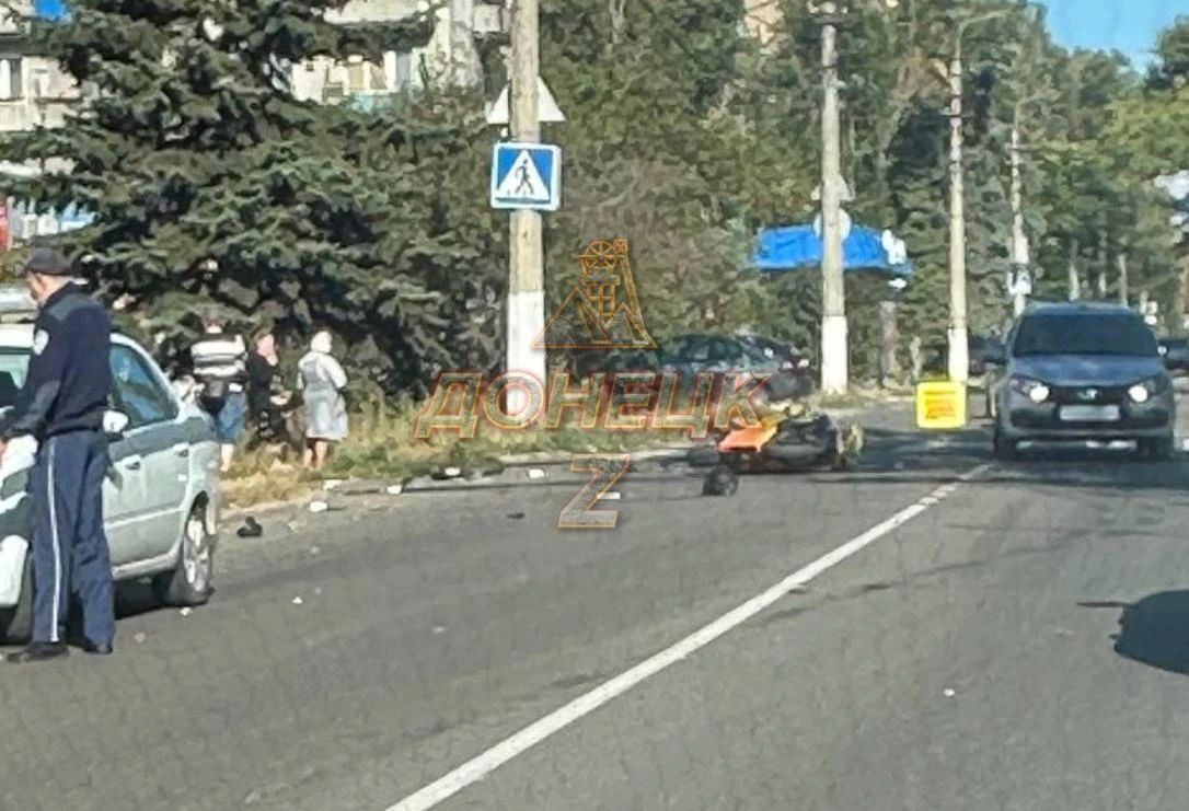 Мотоциклиста увез реанимобиль после тяжелого ДТП в Ханженково Мотоциклиста увез реанимобиль после тяжелого ДТП в Ханженково