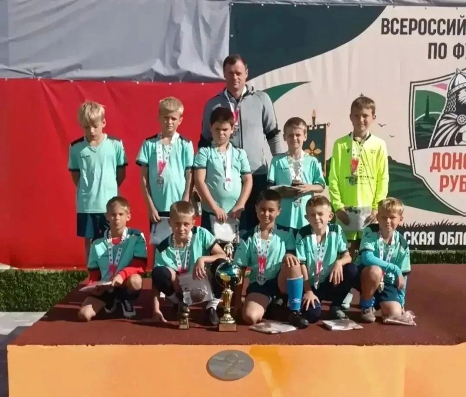 Воспитанники спортшколы «Олимпия» стали призерами Всероссийского турнира по футболу Воспитанники спортшколы «Олимпия» стали призерами Всероссийского турнира по футболу