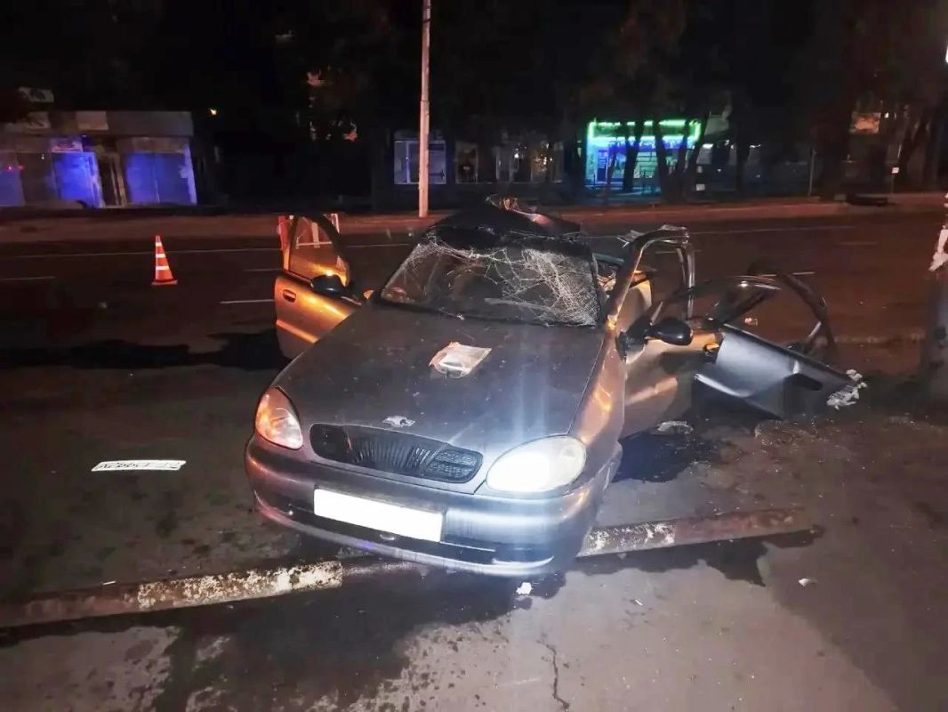 17-летний пассажир погиб в жутком ДТП в Донецке 17-летний пассажир погиб в жутком ДТП в Донецке