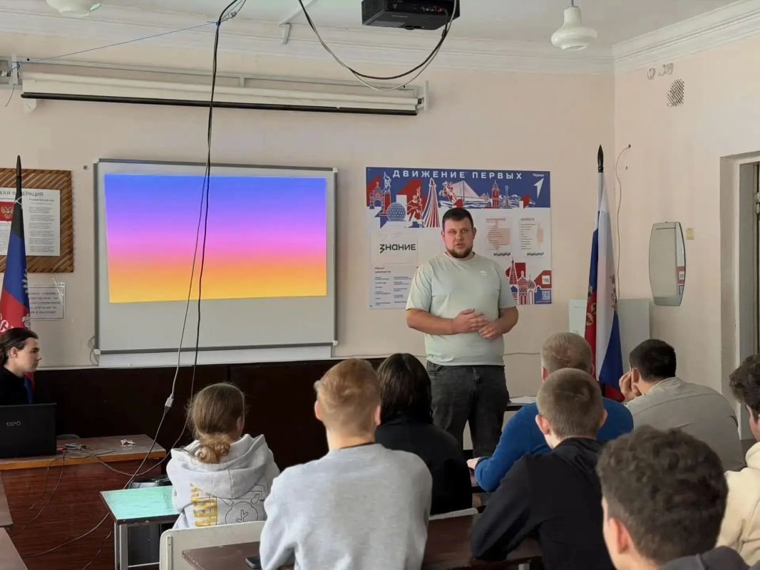 Докучаевский молодежный центр продолжает цикл кинопоказов, направленных на профилактику экстремизма и терроризма