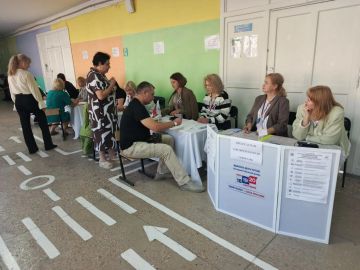 Первый заместитель руководителя Управы Роман Гладких принял участие в голосовании на выборах в Государственную думу Российской Федерации
