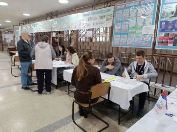 Жители Кировского района продолжают активно принимать участия в выборах депутатов государственной думы!