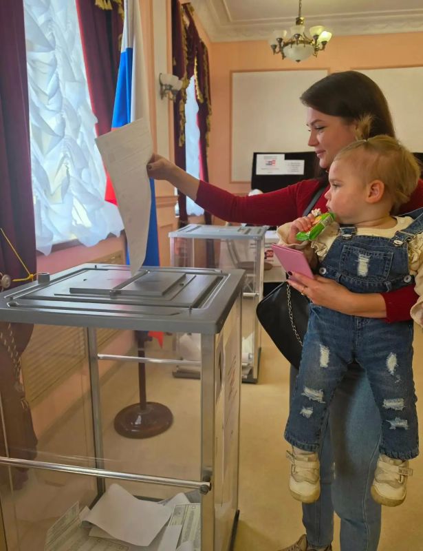 Николай Руппель: Избиратели Пантелеймоновки голосуют дружно Николай Руппель: Избиратели Пантелеймоновки голосуют дружно