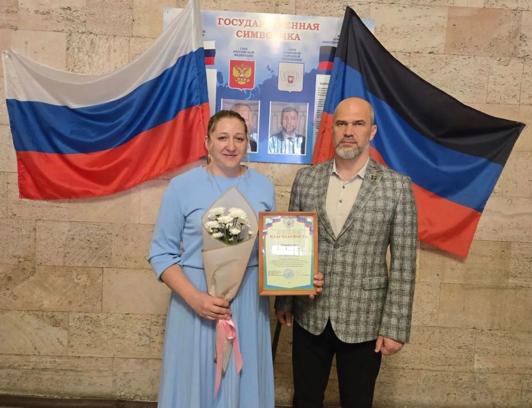 Сегодня Светлодарск празднует День города — праздник, объединяющий всех, для кого этот уютный уголок стал по-настоящему родным Сегодня Светлодарск празднует День города — праздник, объединяющий всех, для кого этот уютный уголок стал по-настоящему родным