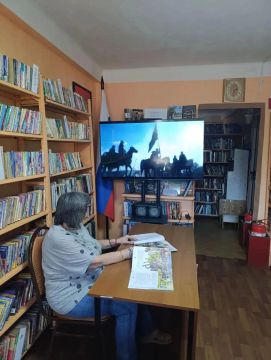 В городской библиотеке Ясиноватой ко Дню победы в Куликовской битве прошел историко-патриотический информационный час