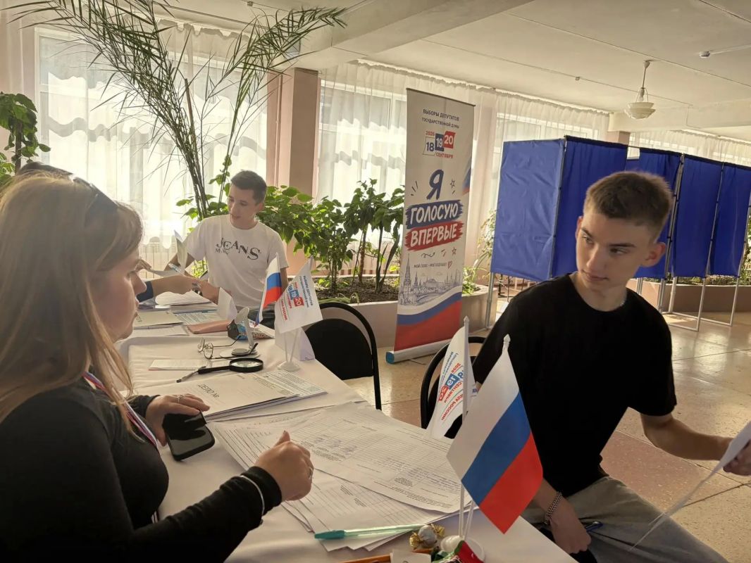 Николай Руппель: Завтра начинается сегодня! Каждый голос на выборах депутатов Государственной Думы Российской Федерации, каждый опущенный в урну бюллетень определяет вектор, по которому завтра будет развиваться наша страна Николай Руппель: Завтра начинается сегодня! Каждый голос на выборах депутатов Государственной Думы Российской Федерации, каждый опущенный в урну бюллетень определяет вектор, по которому завтра будет развиваться наша страна