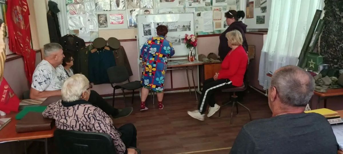 18 сентября 2026 года в музее истории села Валерьяновка состоялась выставка фото документов «Село в сердце: праздник единства и традиций», посвящённая Дню села 18 сентября 2026 года в музее истории села Валерьяновка состоялась выставка фото документов «Село в сердце: праздник единства и традиций», посвящённая Дню села