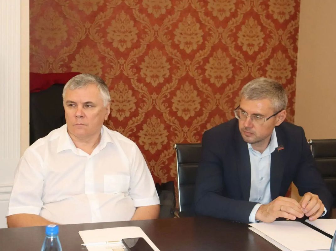 ПОДГОТОВКА К ОТОПИТЕЛЬНОМУ СЕЗОНУ: СЕРГЕЙ ПОЛХОВ ПРИНЯЛ УЧАСТИЕ В РАСШИРЕННОМ ЗАСЕДАНИИ КОМИТЕТА НАРОДНОГО СОВЕТА ПО ЖКХ ПОДГОТОВКА К ОТОПИТЕЛЬНОМУ СЕЗОНУ: СЕРГЕЙ ПОЛХОВ ПРИНЯЛ УЧАСТИЕ В РАСШИРЕННОМ ЗАСЕДАНИИ КОМИТЕТА НАРОДНОГО СОВЕТА ПО ЖКХ