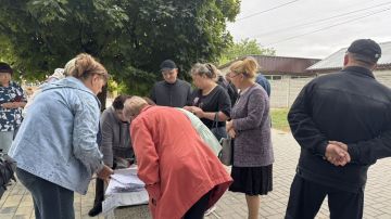 Мангушский округ голосует. В Мангушском муниципальном округа активно голосовали трудовые коллективы