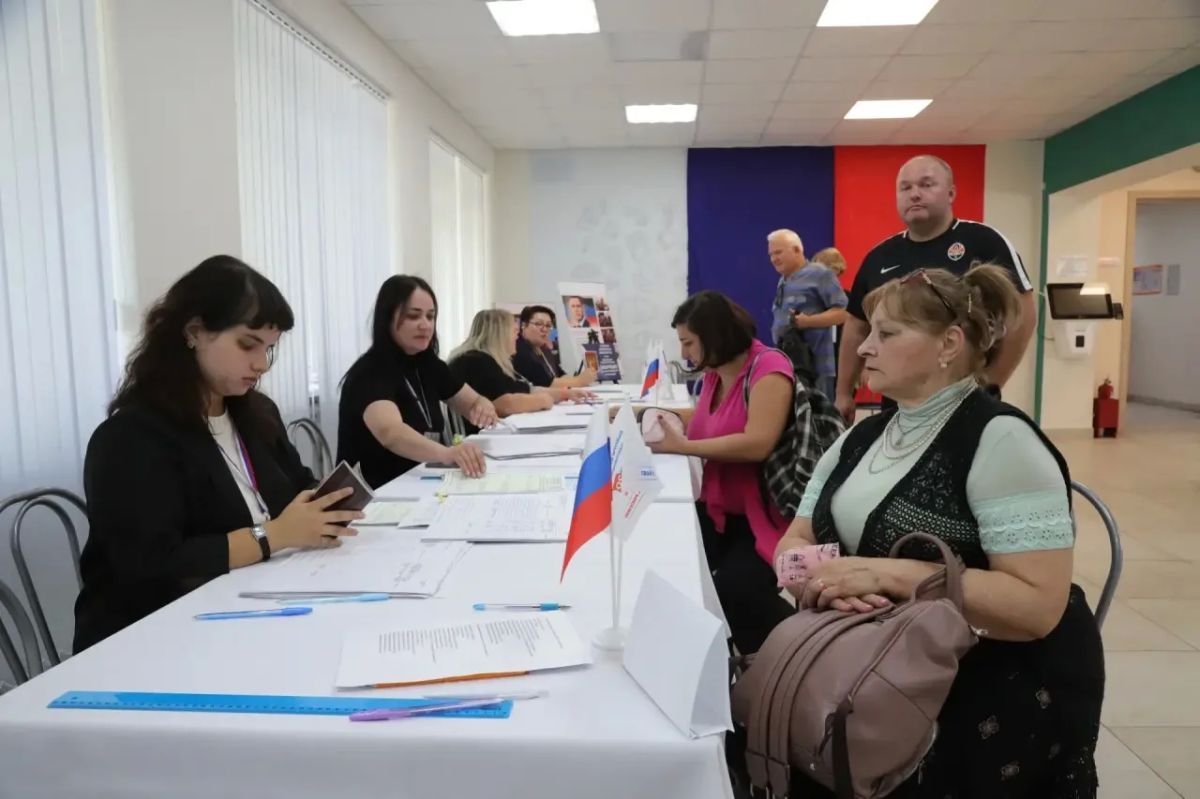Первые в истории ДНР выборы депутатов в Госдуму - в объективе корреспондента «КП Донецк»