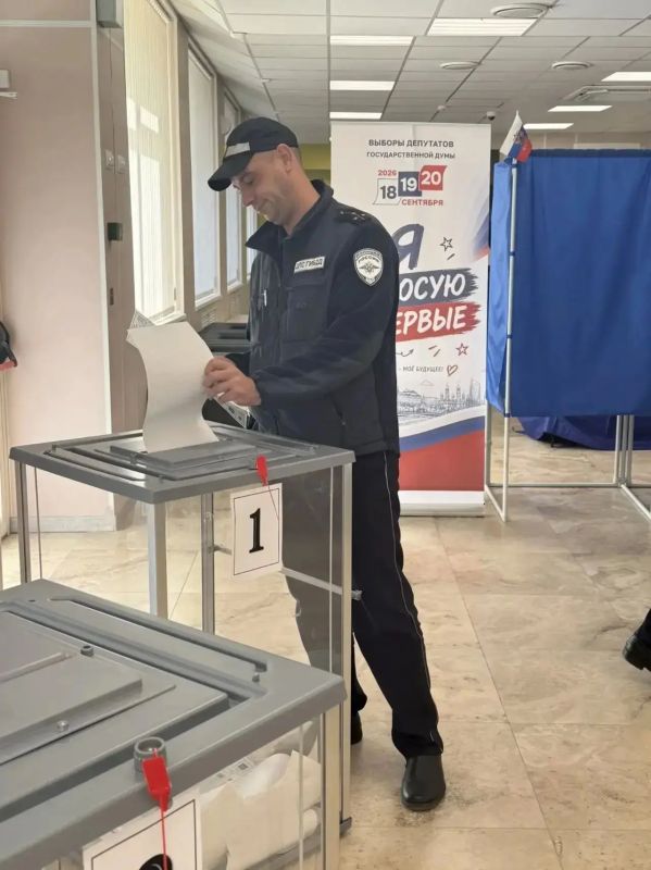 Василий Овчаров: Несмотря на сложные обстоятельства, вызванные атаками вражеских дронов на нашей территории, к выборам в Государственную думу присоединились представители силовых структур округа Василий Овчаров: Несмотря на сложные обстоятельства, вызванные атаками вражеских дронов на нашей территории, к выборам в Государственную думу присоединились представители силовых структур округа