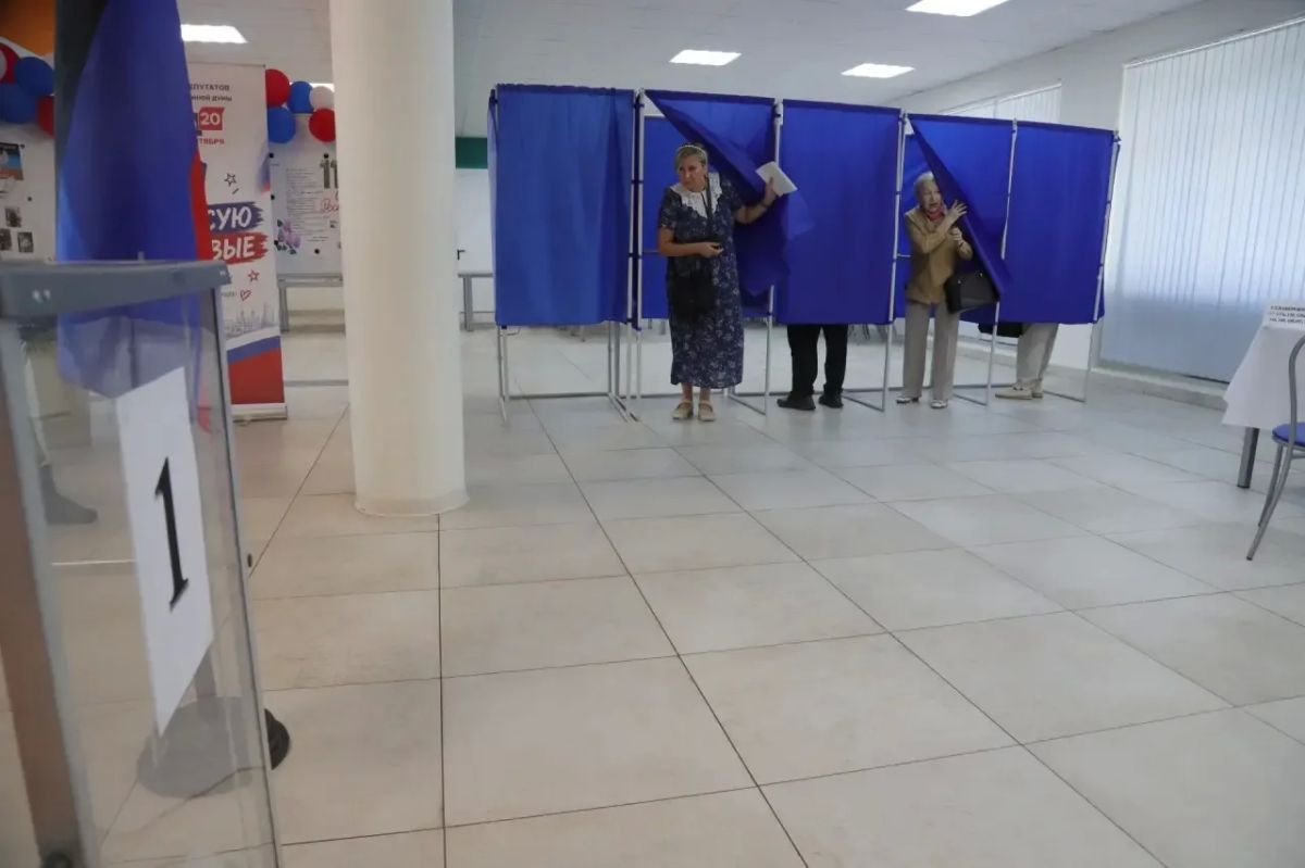 Первые в истории ДНР выборы депутатов в Госдуму - в объективе корреспондента «КП Донецк» Первые в истории ДНР выборы депутатов в Госдуму - в объективе корреспондента «КП Донецк»