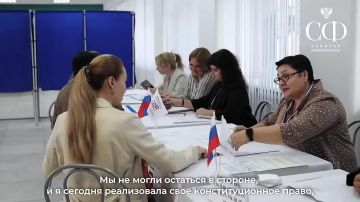 На выборах депутатов Государственной Думы России проголосовала сенатор РФ от ДНР Наталья Никонорова