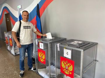 В Снежном продолжается голосование