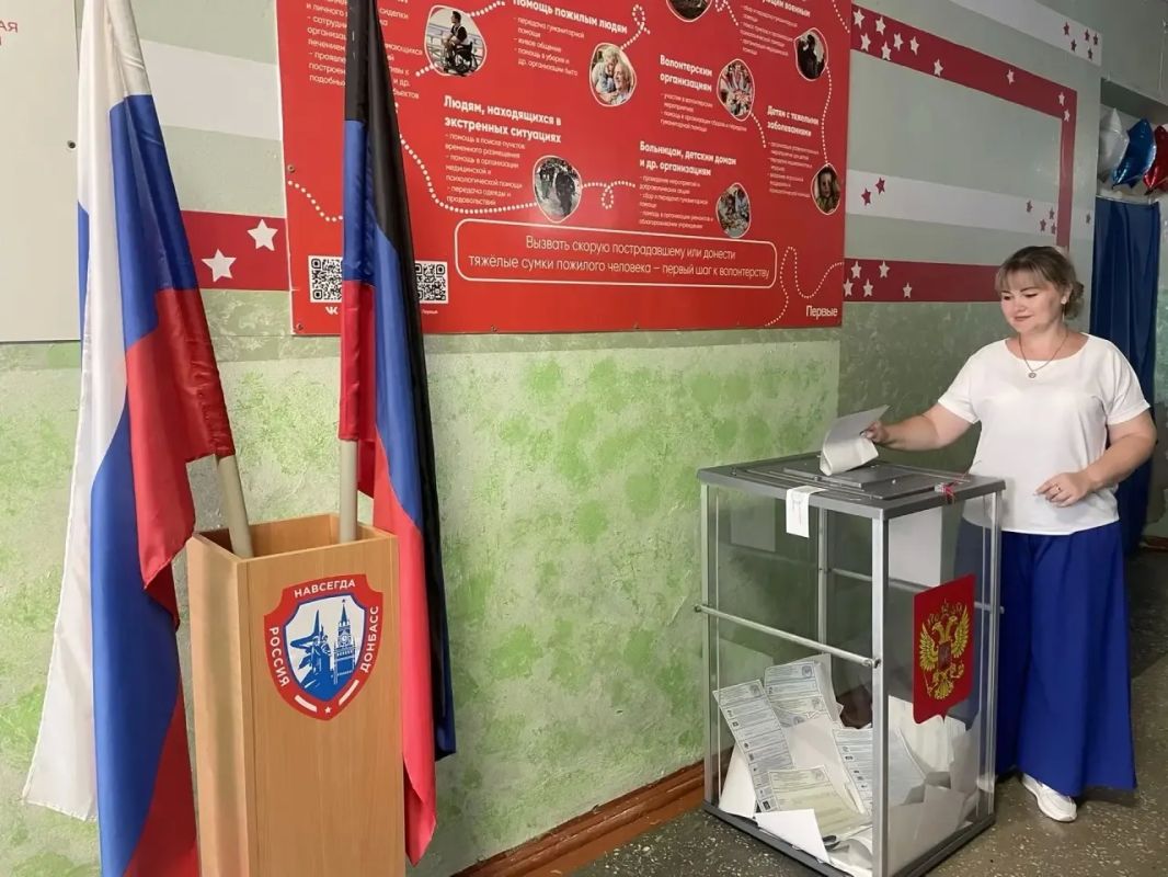 Секретарь первичного отделения №267 Екатерина Зуева исполнила свой гражданский долг на выборах депутатов Государственной Думы Секретарь первичного отделения №267 Екатерина Зуева исполнила свой гражданский долг на выборах депутатов Государственной Думы