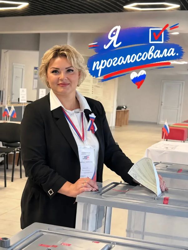Александр Качанов: На избирательных участках в городском округе Докучаевск по-особенному светло — и дело не только в солнечной погоде Александр Качанов: На избирательных участках в городском округе Докучаевск по-особенному светло — и дело не только в солнечной погоде