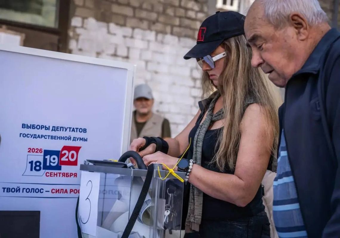 Авдеевка голосует впервые — вместе со всем Донбассом, как часть России Авдеевка голосует впервые — вместе со всем Донбассом, как часть России