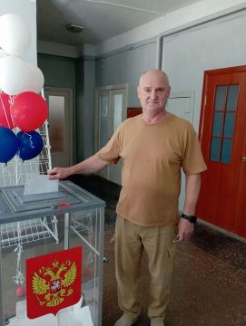 Депутат Амвросиевского муниципального совета Михаил Богомолец принял участие в выборах в Государственную думу Российской Федерации