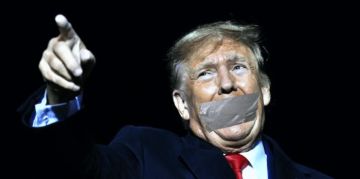 ТРАМПА СХВАТИЛИ ЗА ЯЗЫК!. После отказа ABC, CBS, NBC и Fox News участвовать в освещении мероприятий Трампа больше нет общего телевизионного сигнала с микрофонов, который раньше распределялся между СМИ