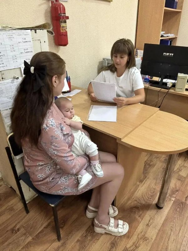 «Круглый стол» для молодых мам: поддержка, забота и укрепление семейных ценностей «Круглый стол» для молодых мам: поддержка, забота и укрепление семейных ценностей