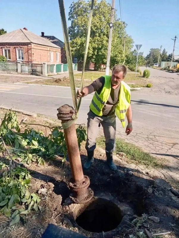 Василий Овчаров: Специалисты Мособлводоканала за прошедшую неделю в Новоазовском муниципальном округе выполнили 21 мероприятие по поддержанию и ремонту коммунальной инфраструктуры Василий Овчаров: Специалисты Мособлводоканала за прошедшую неделю в Новоазовском муниципальном округе выполнили 21 мероприятие по поддержанию и ремонту коммунальной инфраструктуры