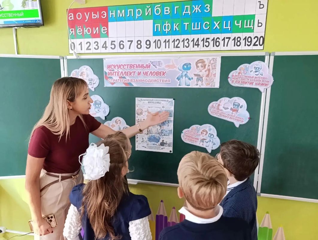 Сегодня, 21 сентября в ГБОУ «Школа №13 г.о. Торез» прошли занятия, которые охватили сразу две важные темы Сегодня, 21 сентября в ГБОУ «Школа №13 г.о. Торез» прошли занятия, которые охватили сразу две важные темы