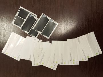 Полицейские задержали двоих мошенников за продажу поддельных смартфонов